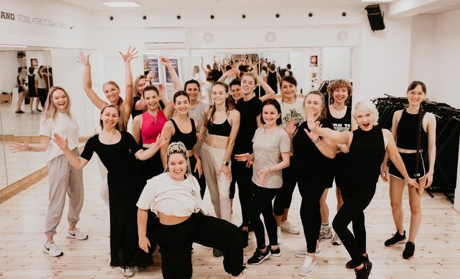 11 ноября в Праге пройдет бесплатный день танцев в школе SkyDance