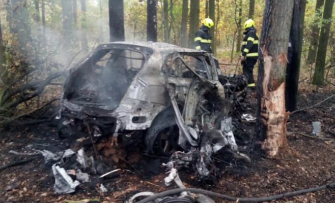 На самом деле женщина из разбившегося автомобиля в Градец-Кралове была убита
