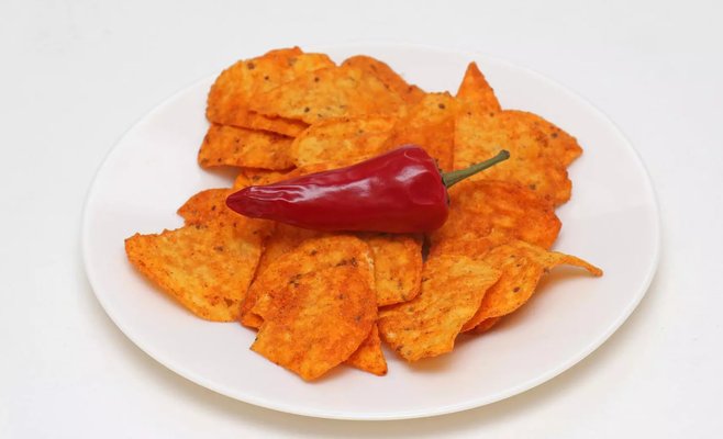 Итальянцы хотят прекратить продажу очень острых чипсов из Чехии
