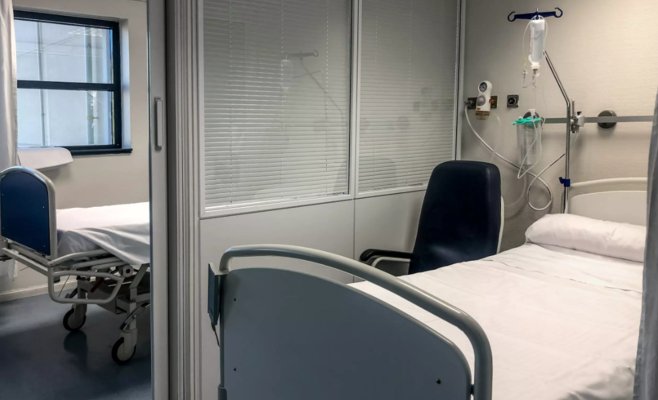 Полиция расследует серию смертей в частном медицинском учреждении в Брно