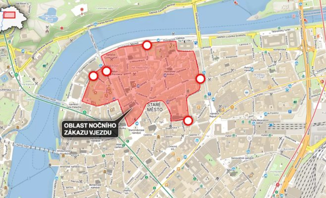 Мэр Праги признает недействительными знаки, запрещающие въезд в Старый город