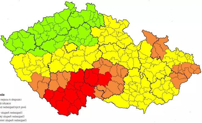 До 65 см снега за день. Метеорологи обновили предупреждение