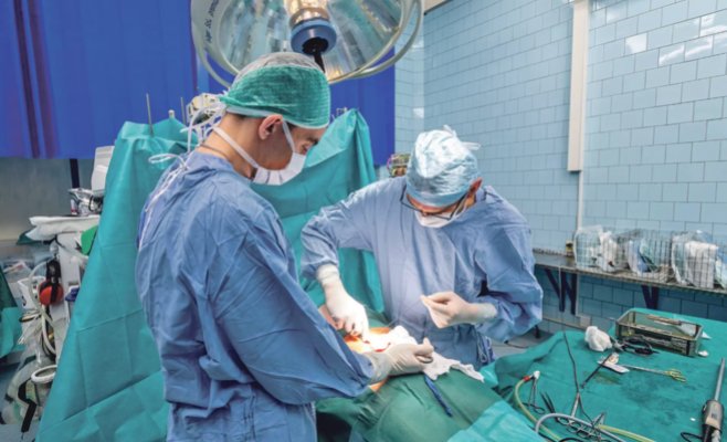 Забастовка врачей продолжается, несмотря на обещания премьер-министра, вмешательство часто откладывается