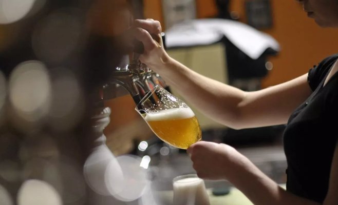 Разливное пиво уже стоит более 50 крон и будет дорожать еще больше