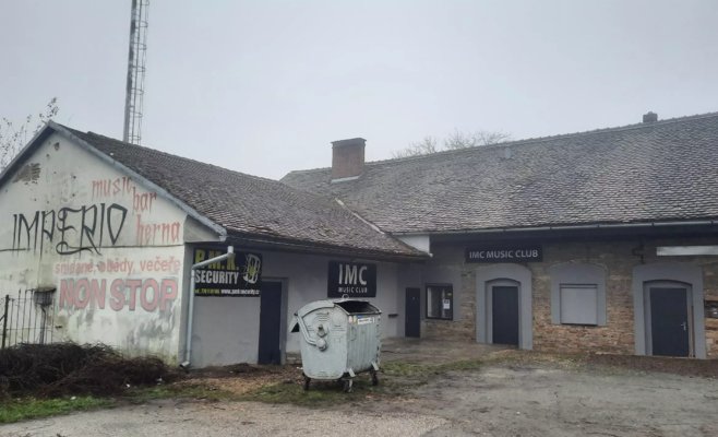 Дискотека в Чешской Скалице запретила вход украинцам, инспекторы проводят расследование