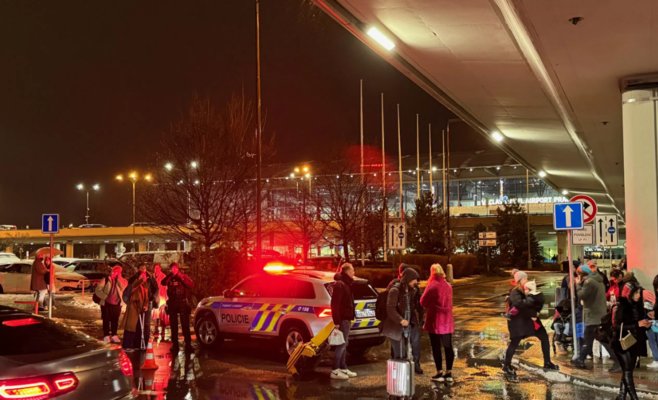 Англоговорящий аноним сообщил о бомбах в аэропорту Праги, взрывные устройства не обнаружены