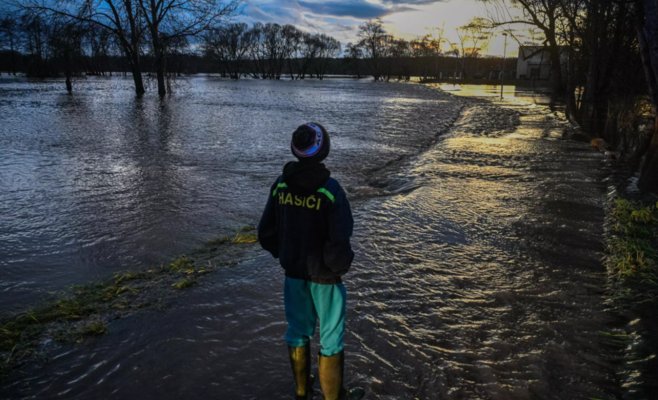 Эльба будет продолжать подниматься, в других местах ситуация успокаивается