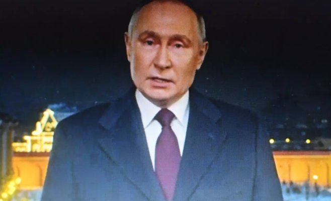 Мы никогда не отступим, заявил Путин в своей речи