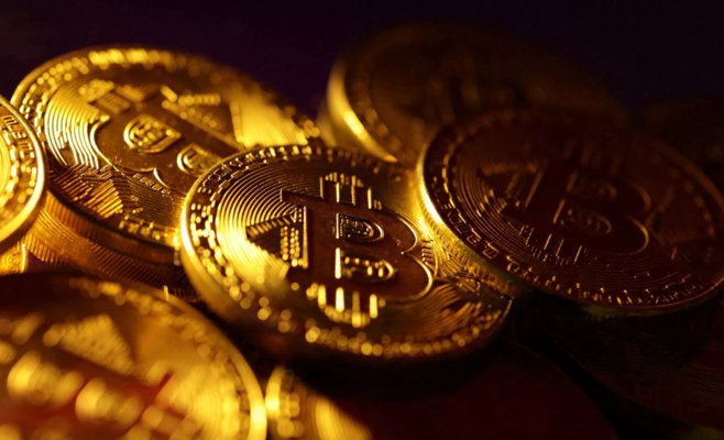 Комиссия по ценным бумагам и биржам США одобрила 11 биткоин-фондов ETF
