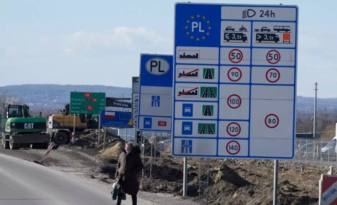 Он взял свой паспорт и ушел. 15-летний подросток из Остравы отправился воевать. Его нашли в Украине