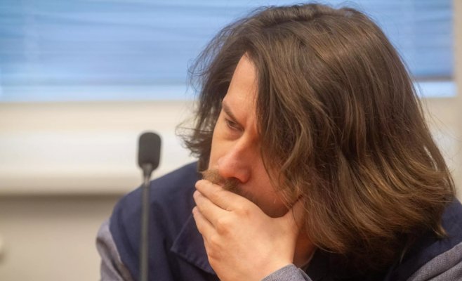 Задушил девушку во время сексуальных игр, пока не убил ее. Получил 10 лет