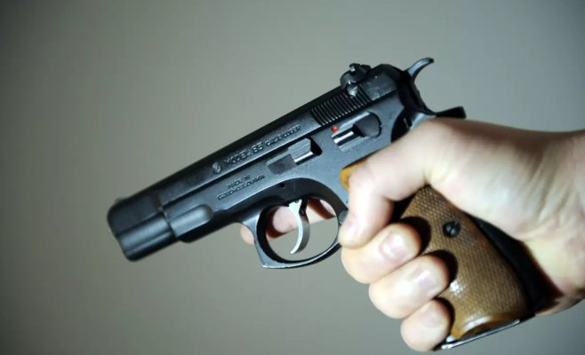 В Чехии зарегистрировано более миллиона единиц оружия, что больше, чем в Польше, которая в четыре раза больше.