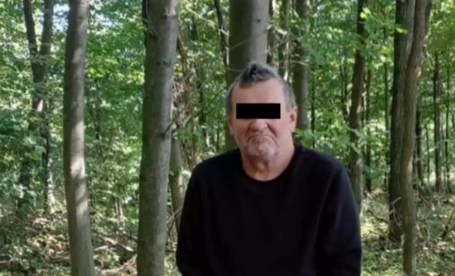 Человек с револьвером наслаждался прогулкой по лесу Клановице. Фотография из сети заинтересовала полицию