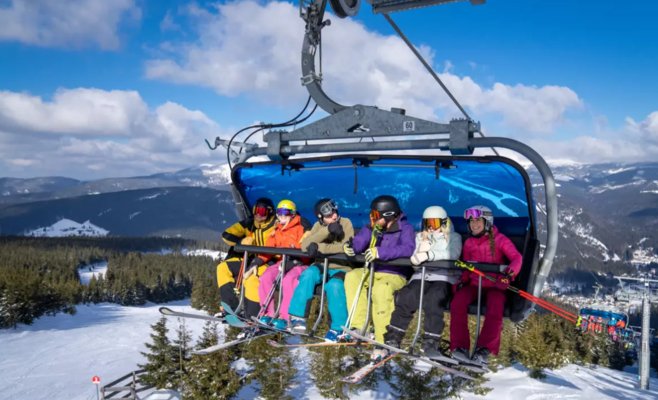 Весенние каникулы в чешских горах будут значительно дешевле, чем за границей, говорится в анализе