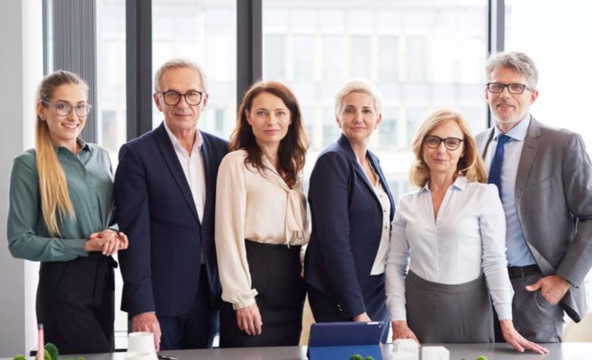 Крупные компании должны иметь треть женщин в руководстве, планирует правительство