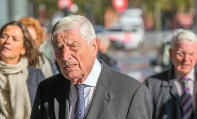 Бывший премьер-министр Нидерландов Дрис ван Агт умер в ходе эвтаназии вместе со своей женой