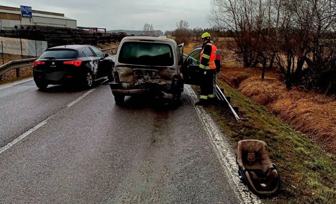 Три человека пострадали в аварии в Чешском Крумлове, водитель находился под воздействием наркотиков