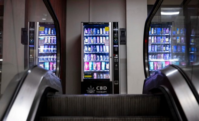 Это неразумно. Продавцы продуктов, содержащих HHC, угрожают правительству судебными исками в связи с предстоящим запретом