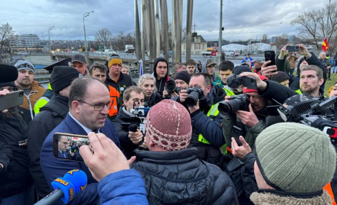 Знаете ли вы, как выглядит корова? Фермеры освистали министра