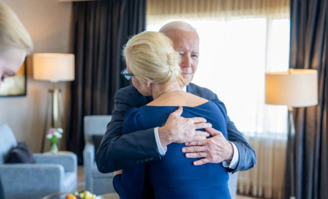 Байден встретился с женой и дочерью Алексея Навального