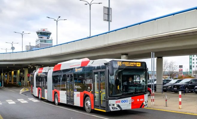 Работа самого длинного троллейбуса в Чехии стартует в среду днем