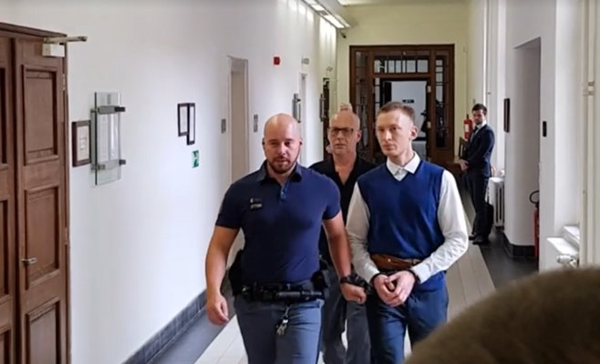 Убийство пожилых людей из-за виллы в Праге: 25-летний тюремный срок остается в силе, подтвердил Конституционный суд