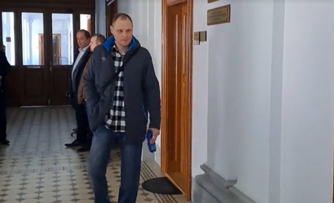 Ему стало скучно, и он устроил пожар с ущербом в 60 миллионов крон. Это был мальчишеский поступок, сказал он суду.