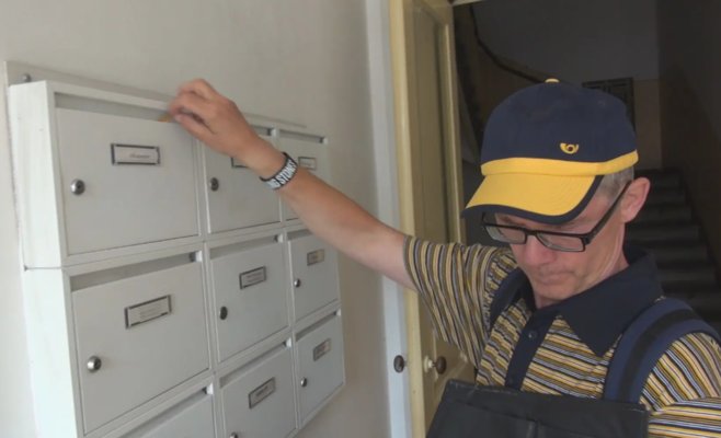 Почта Чехии с сентября повысит зарплаты в среднем на одну десятую часть. На это будет потрачено 320 миллионов