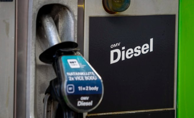 Бензин подорожает до 40 крон
