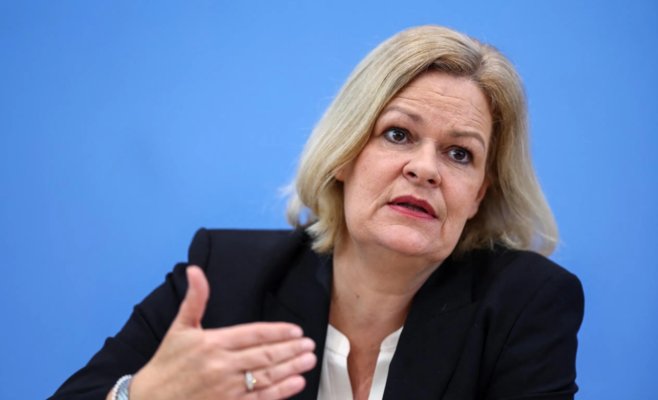 Наркотики, ограбления, нападения с ножом. В Германии растет число насильственных преступлений, совершаемых иностранцами