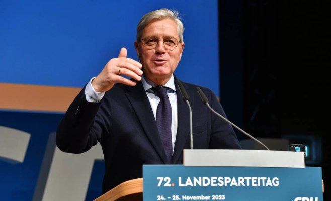 Выходите из ЕС, нам не нужны троянские кони Путина. Немецкий евродепутат обрушился с критикой на Словакию и Венгрию