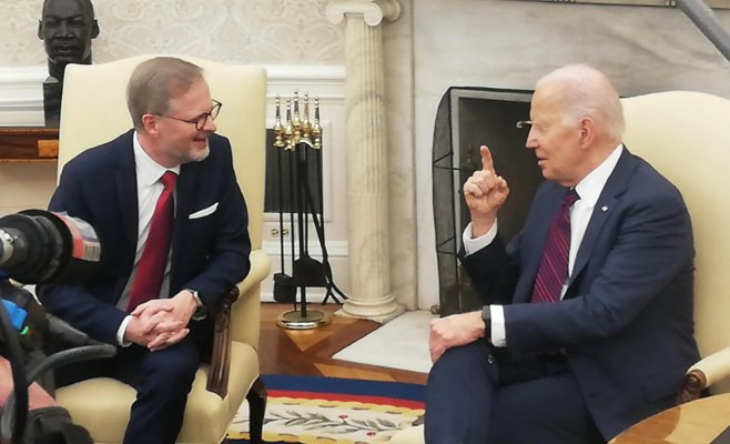 Байден принял Фиалу в Белом доме