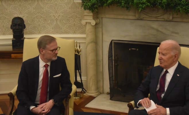 Байден принял Фиалу в Белом доме