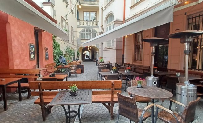 Житель пражской улицы Длоуга объявил голодовку из-за шума