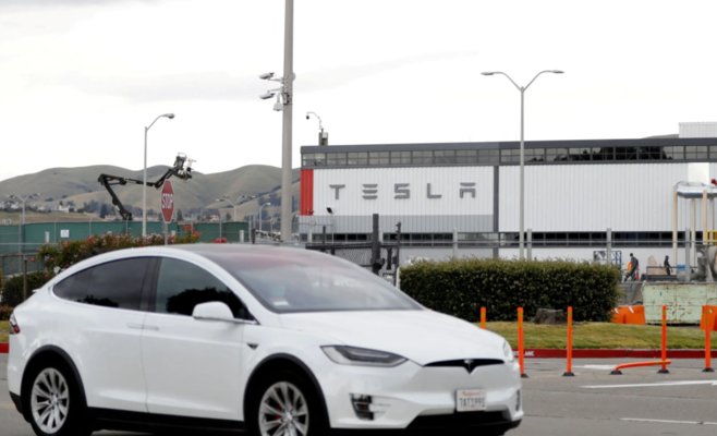 Интерес невелик, но половина автомобилей, реализуемых через 11 лет, будет электрической, считает агентство