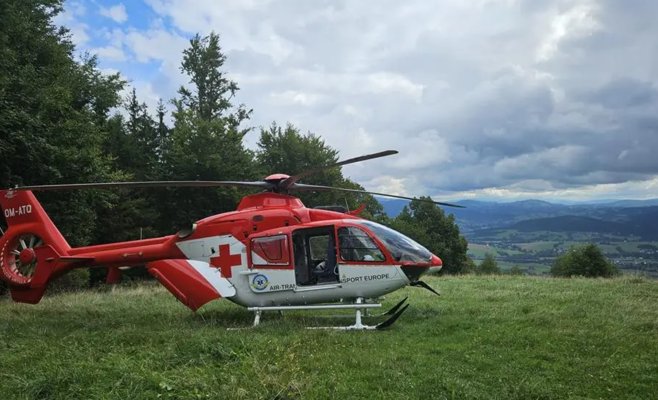 Мужчина упал со строительных лесов в Опавском крае, повредив позвоночник