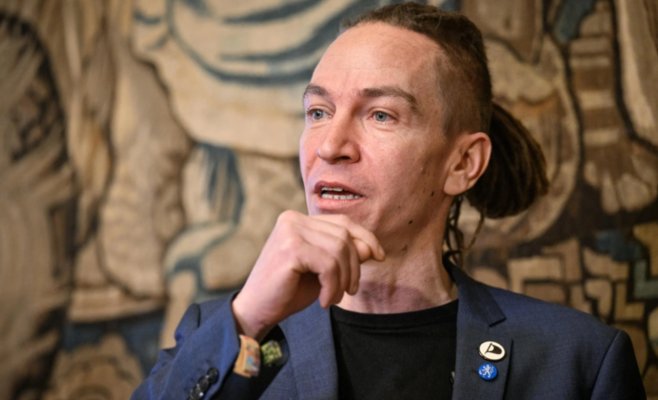 Мы идем в ногу с цифровой процедурой строительства, говорит Бартош. Они получат систему 1 мая