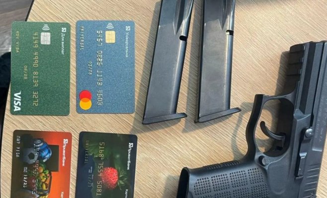 Мошенники из чешско-украинской банды использовали номера реальных сотрудников ЧНБ и полицейских