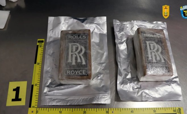 Поляк арестован в Праге с почти пятью килограммами кокаина после перелета из Колумбии