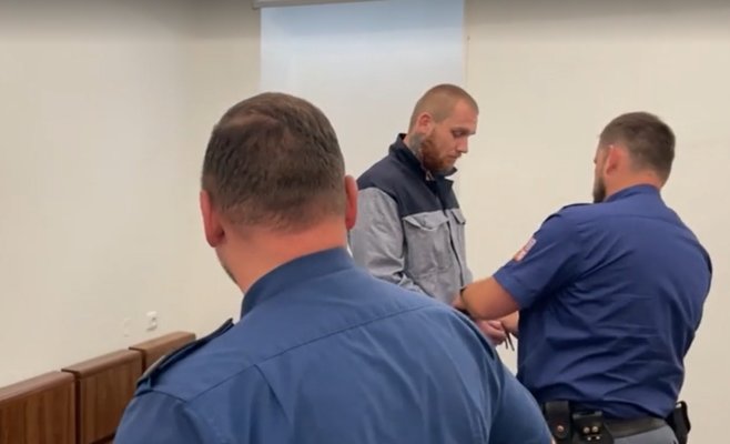 Камера номер 232. Опасаясь жестокой пары, сокамерники в Борах перерезали себе вены