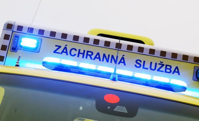 Отчаявшаяся женщина пыталась утопиться в реке Отава, но была спасена сотрудниками полиции