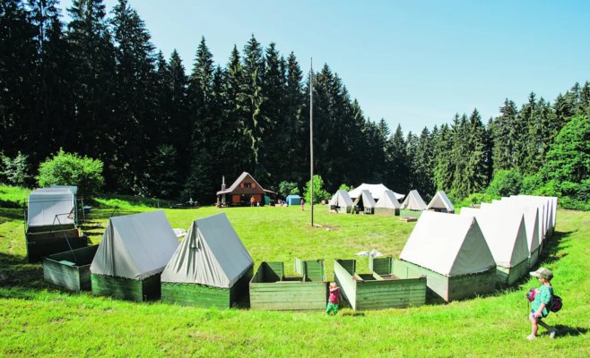 Места, куда дети могут поехать в лагерь, сокращаются