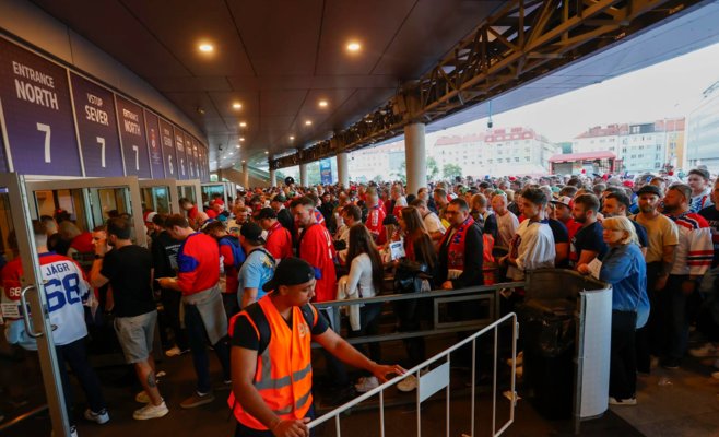 Уже известны имена. Полиция на следе мошенников с билетами на хоккей