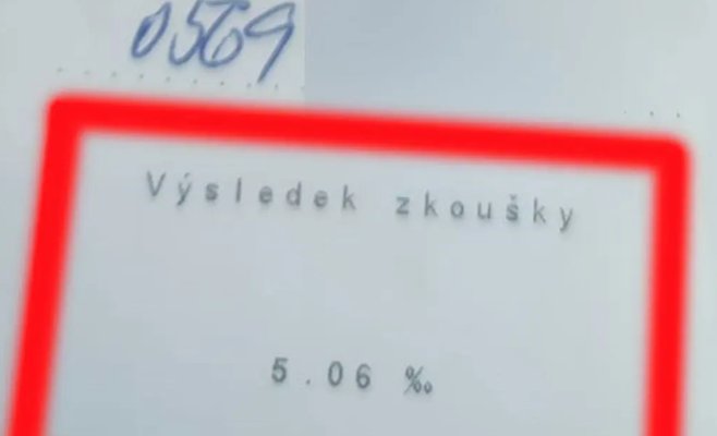 Алкотест у курьера с едой в Праге показал уровень алкоголя в 5 промилле