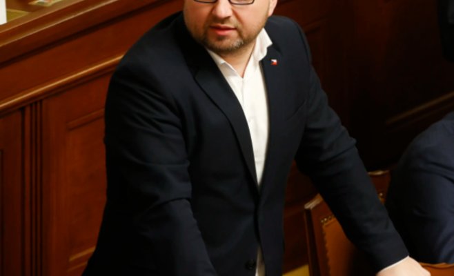 Органы власти против изменений в идеи по социальным пособияя Мариана Юречки