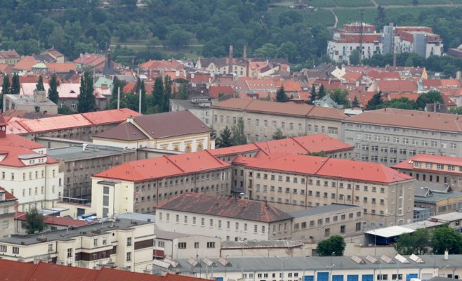 В панкрацкой тюрьме введен режим ЧП: кризис с нехваткой надзирателей и средств