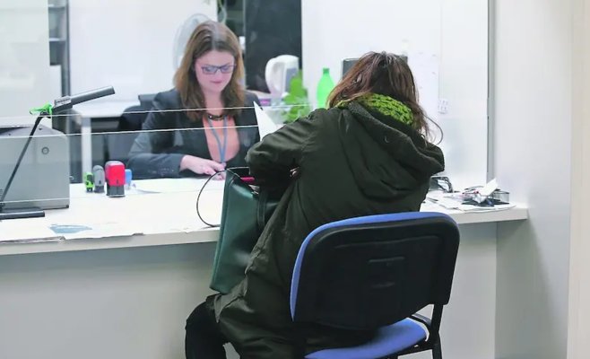 «Цифровизация в Чехии: Подать заявку онлайн нельзя, приходите лично»