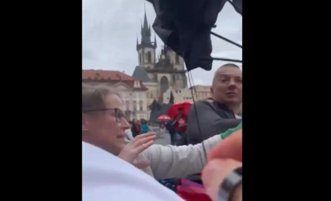 Добровольцев с украинского сбора средств напали в центре Праги русскоязычные иностранцы