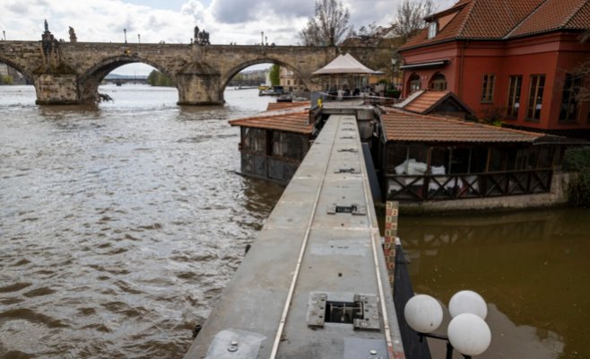 Прагу ожидает большая вода: закроют набережные и шлюзы на Чертовке