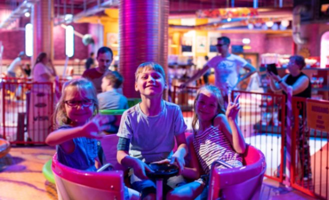 Отправляйтесь с детьми в парк развлечений «Мир Оскара». Вход бесплатный!